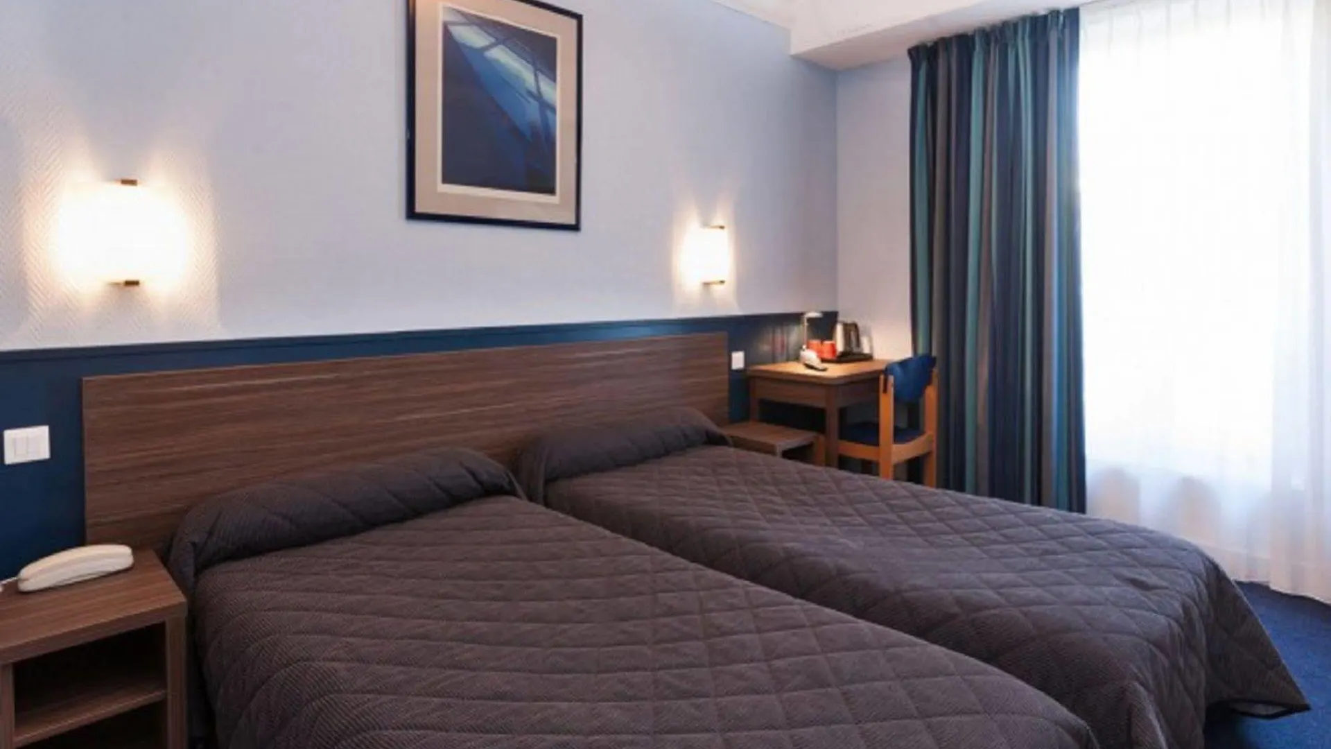 ***  Ibis Styles Hotel Paris Gare De Lyon Bastille France