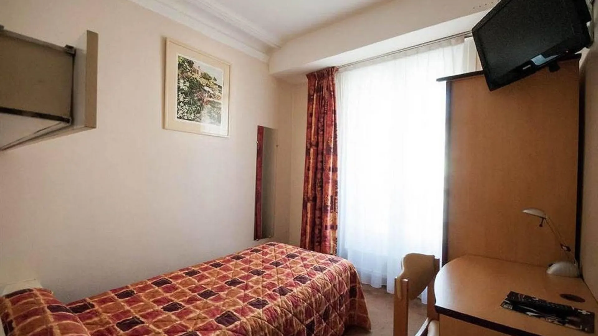 Ibis Styles Hotel Paris Gare De Lyon Bastille